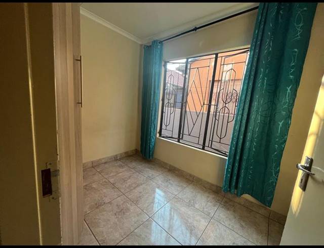 2 BEDROOM PROPERTY TO RENT IN SOSHANGUVE VV